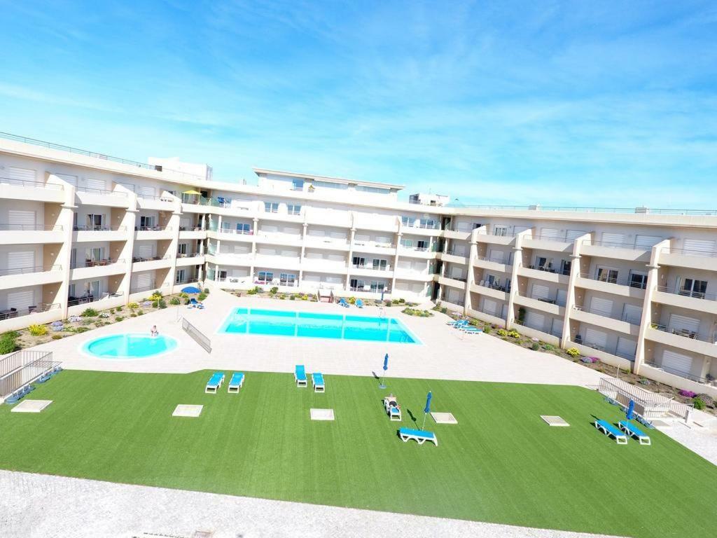 Apartamento Em Quinta Da Barracuda Albufeira Buitenkant foto